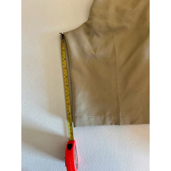 IZOD Golf Classic Men's Tan Flat Front Zipper Cargo Size 34 Khaki Shorts - Picture 5 of 5